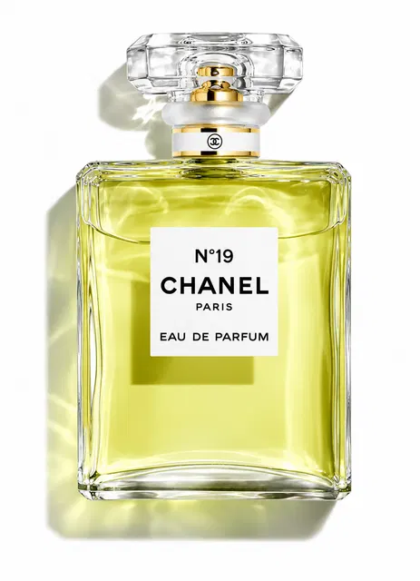 Chanel No 19 Eau de Parfum